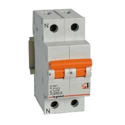 MAGNETOTERMICO RX3 P N 32A